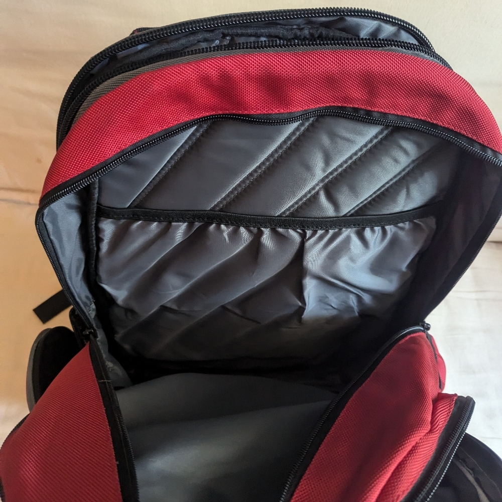 FUL backpack - Picture 2 of 5
